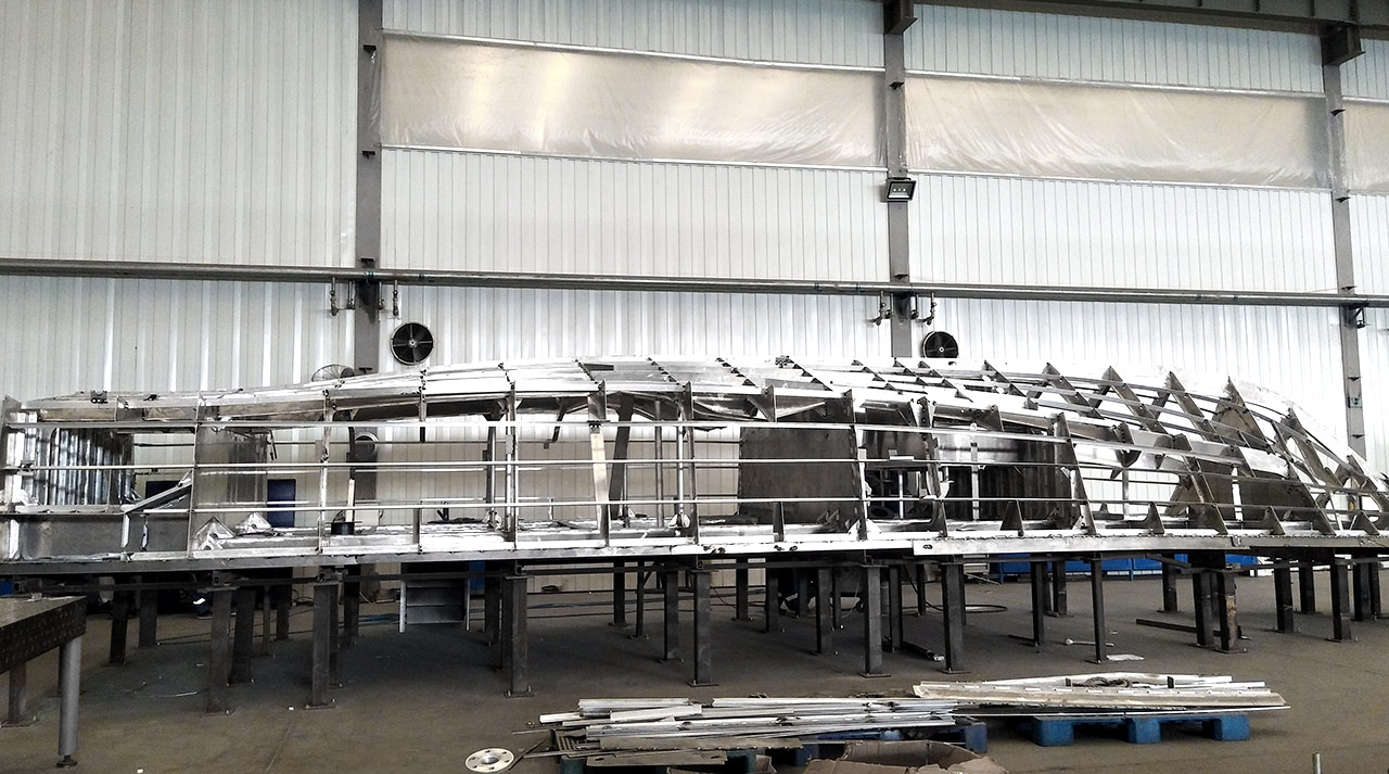Constructor de botes de aluminio