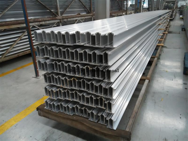 Perfiles de aluminio para el stock de ferrocarril
