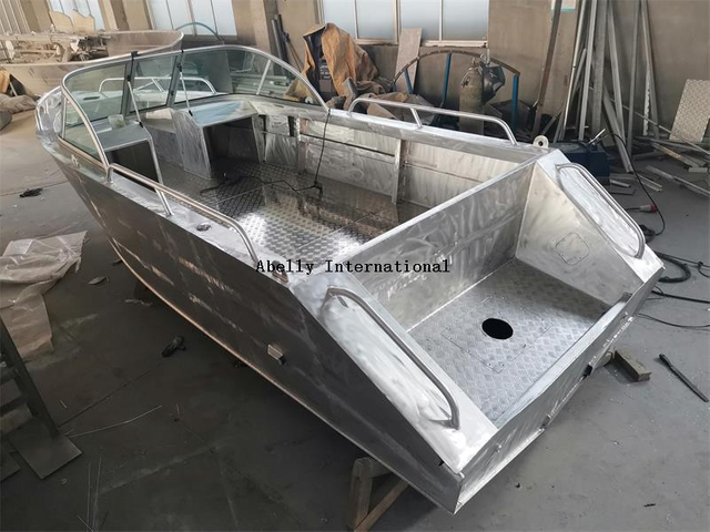 ABELLY 580BW ALUMINIO BOWRIDER BOAK
