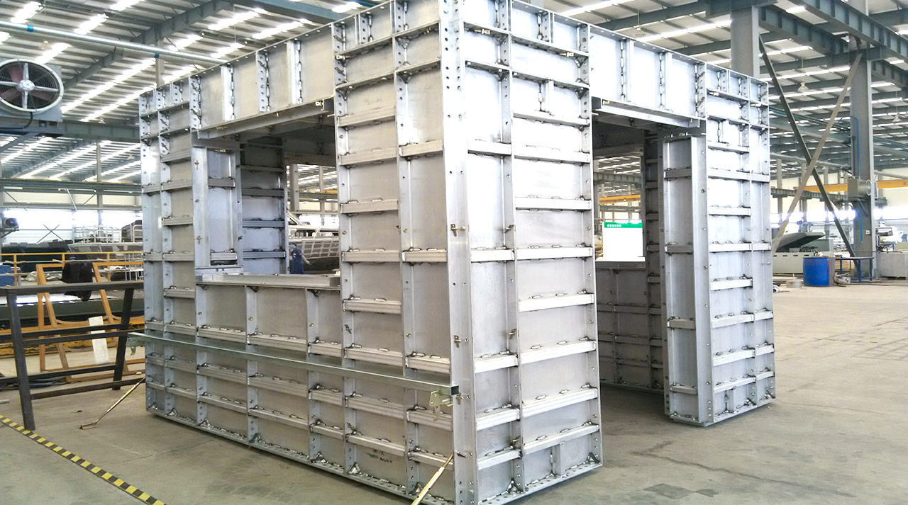 Formulario de aluminio