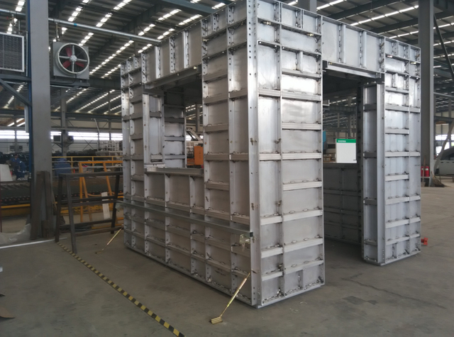 Formulario de aluminio